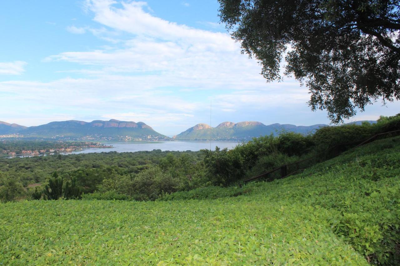 La Montagne Guest Lodge Hartbeespoort Exterior foto